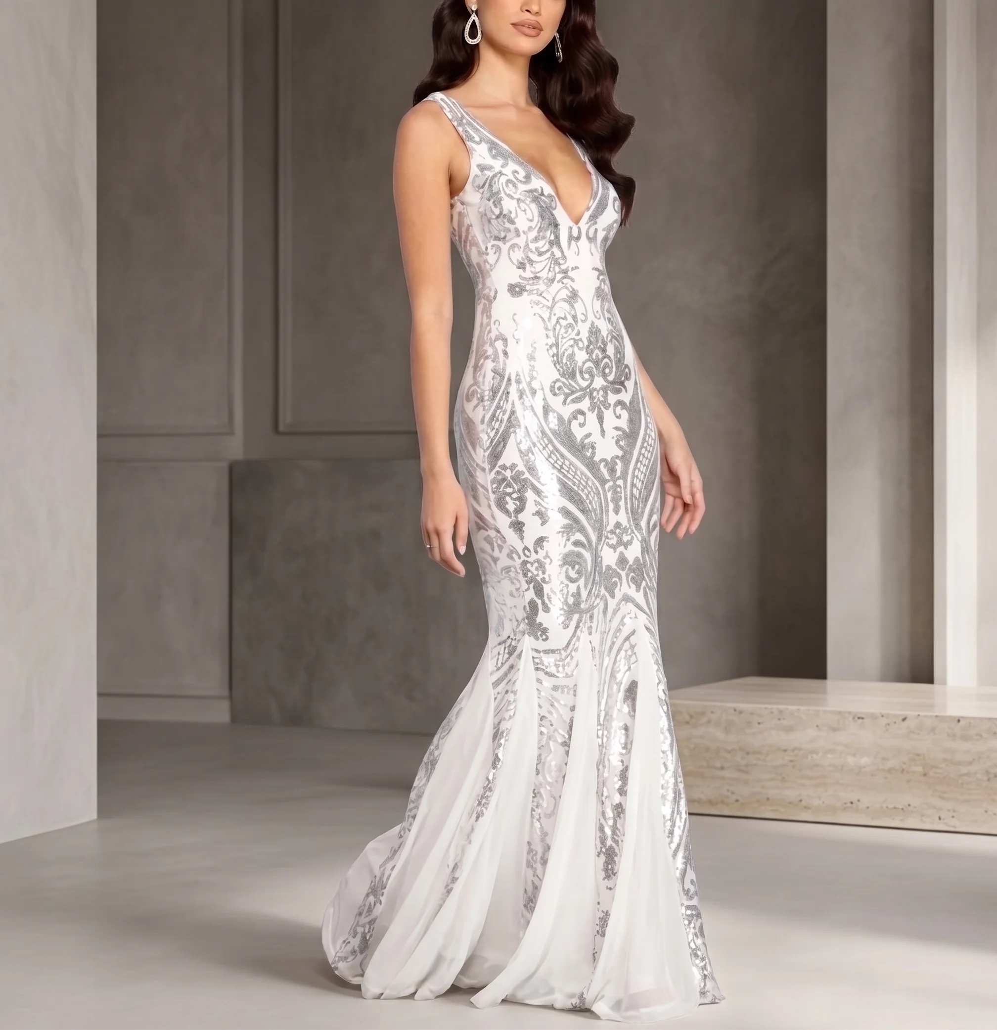 Vestido Blanco plateado en color blanco,gris
