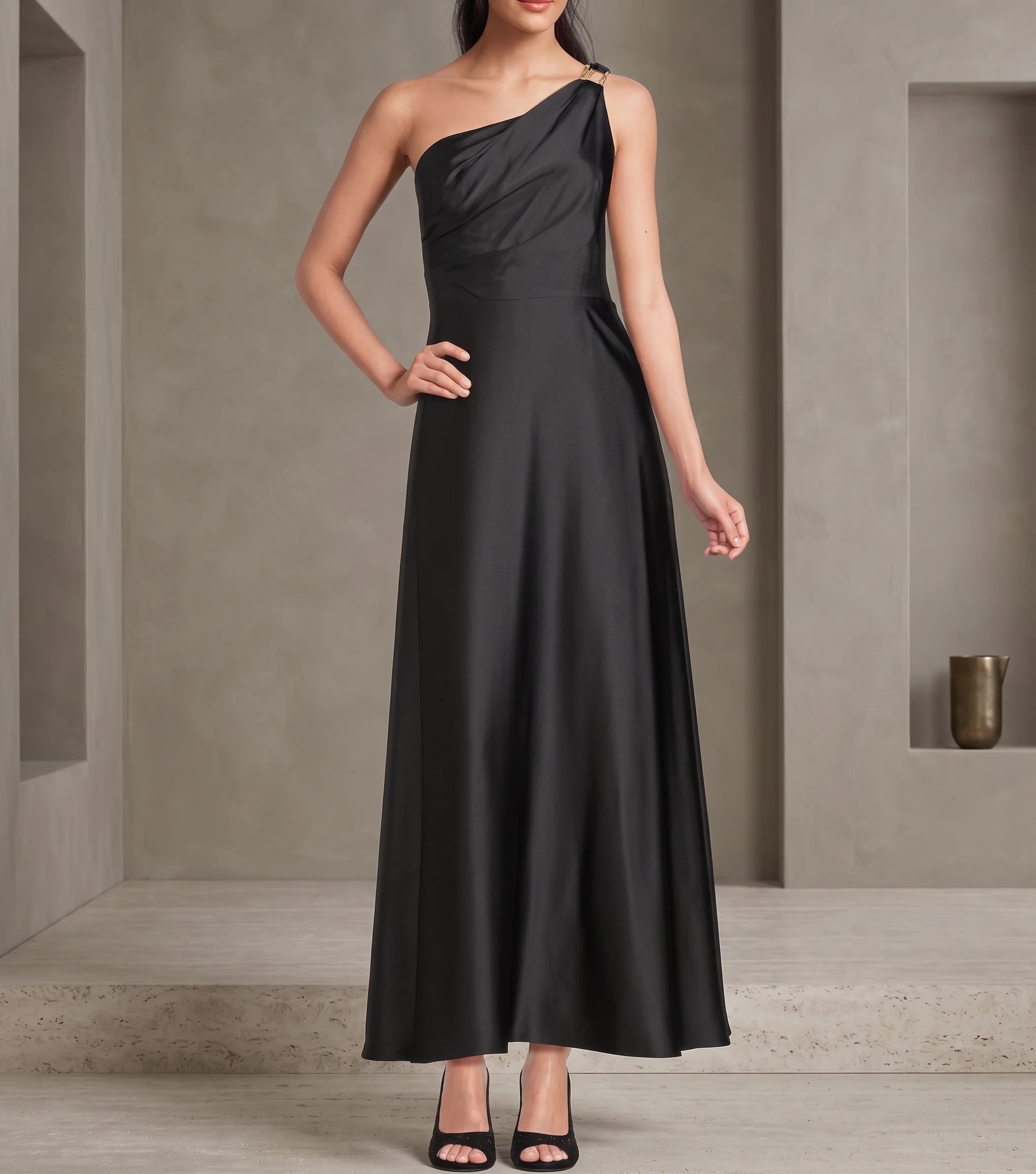 Vestido Negro cuero en color negro
