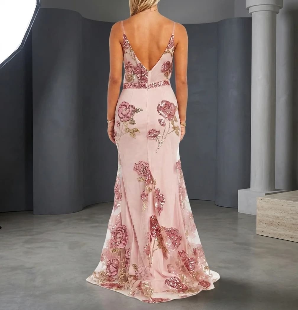 Vestido Rosa pastel en color rosa (espalda)