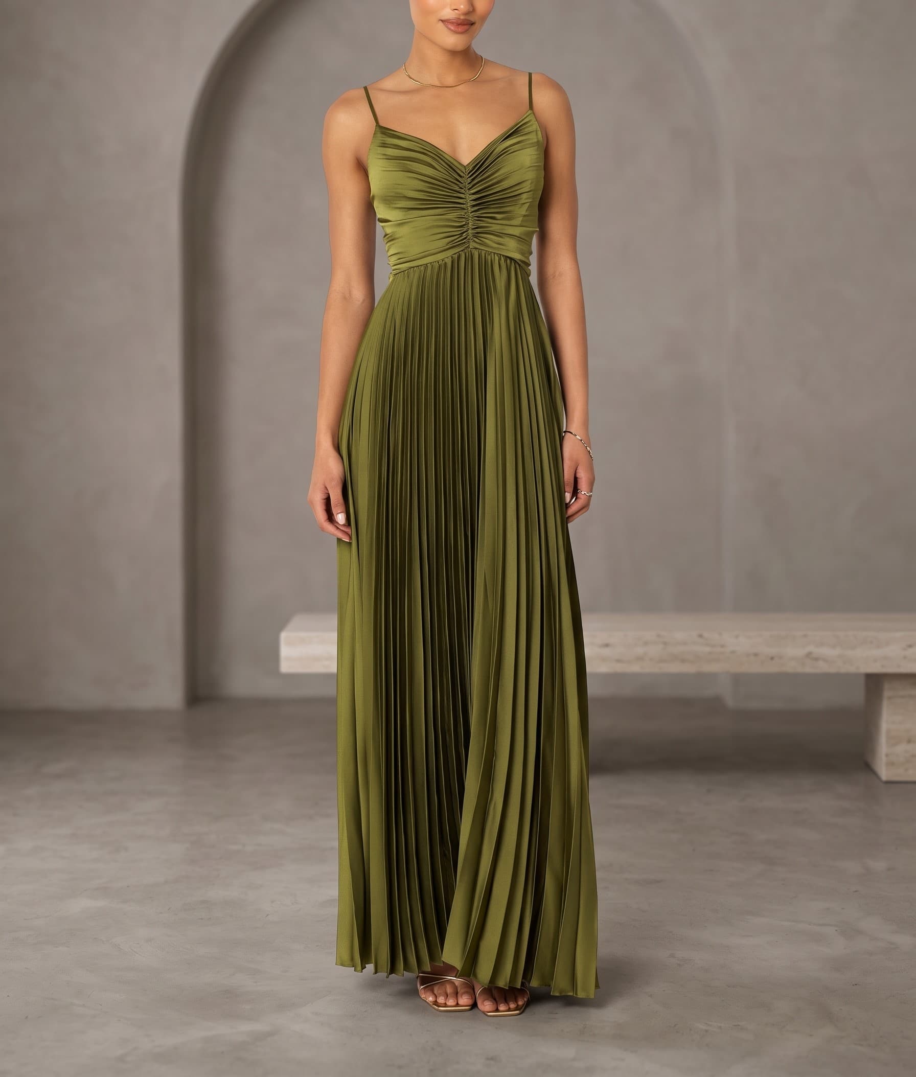 Vestido Verde oliva claro en color verde