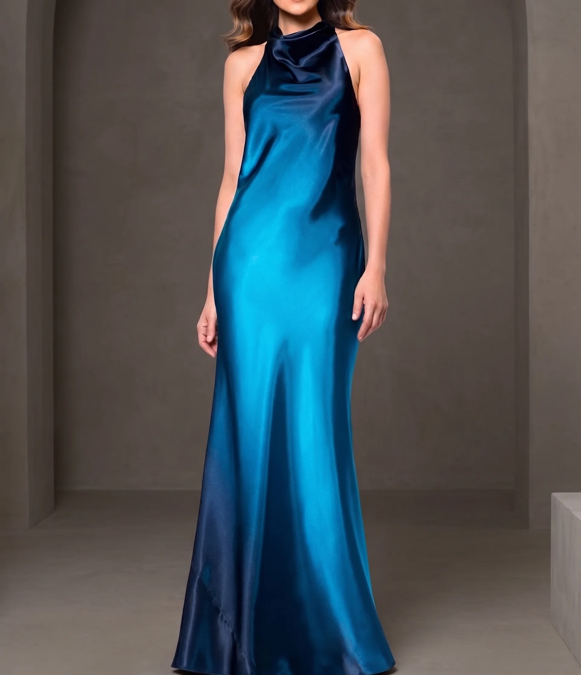 Vestido Azul petróleo en color azul cielo
